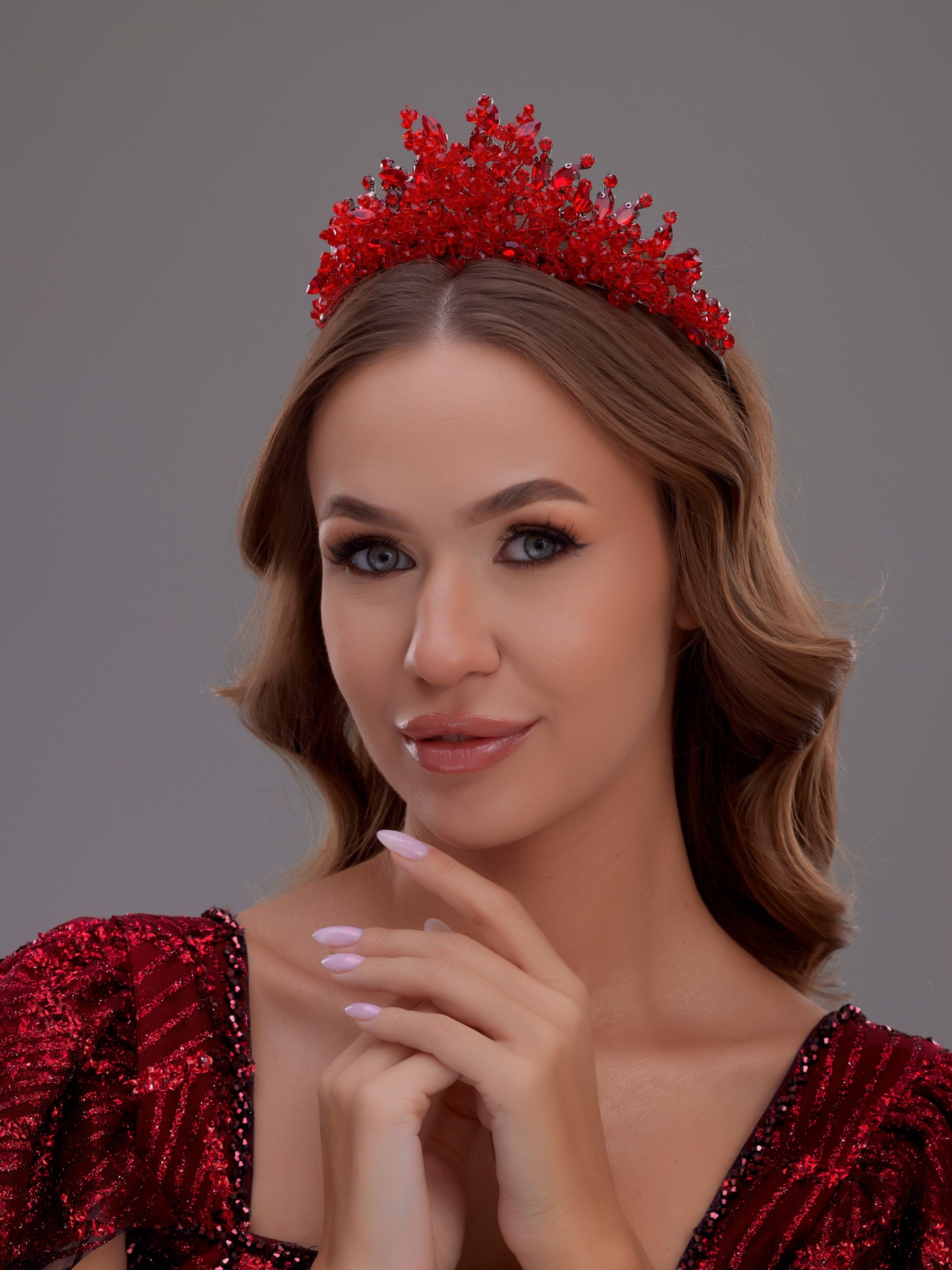 تاج الملكة المتلألئ الكريستالي - تصميم أنيق ومذهل