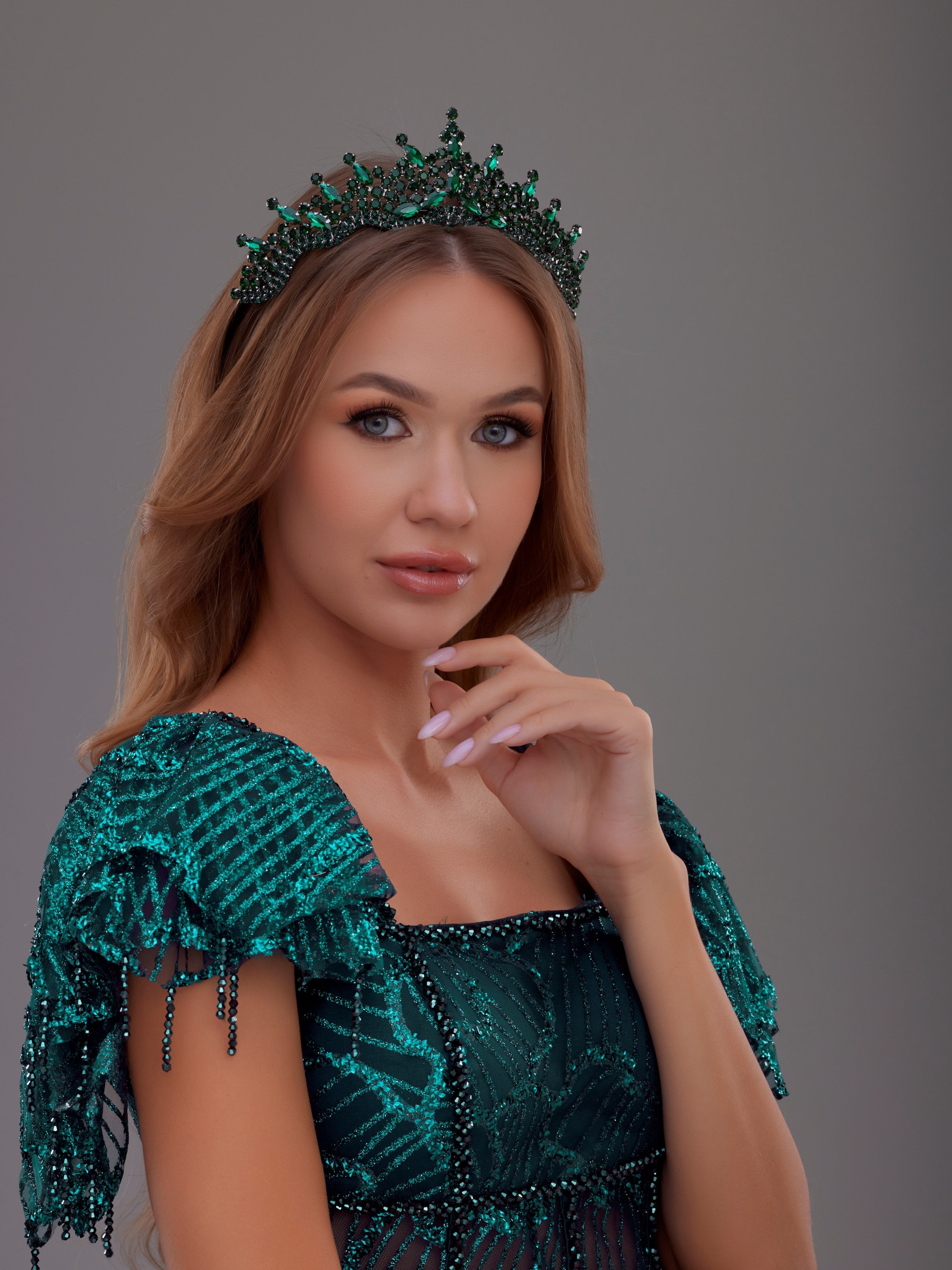 Crystal Princess Crown – Sparkling Stone Crown | Special Day and Invitation Accessory