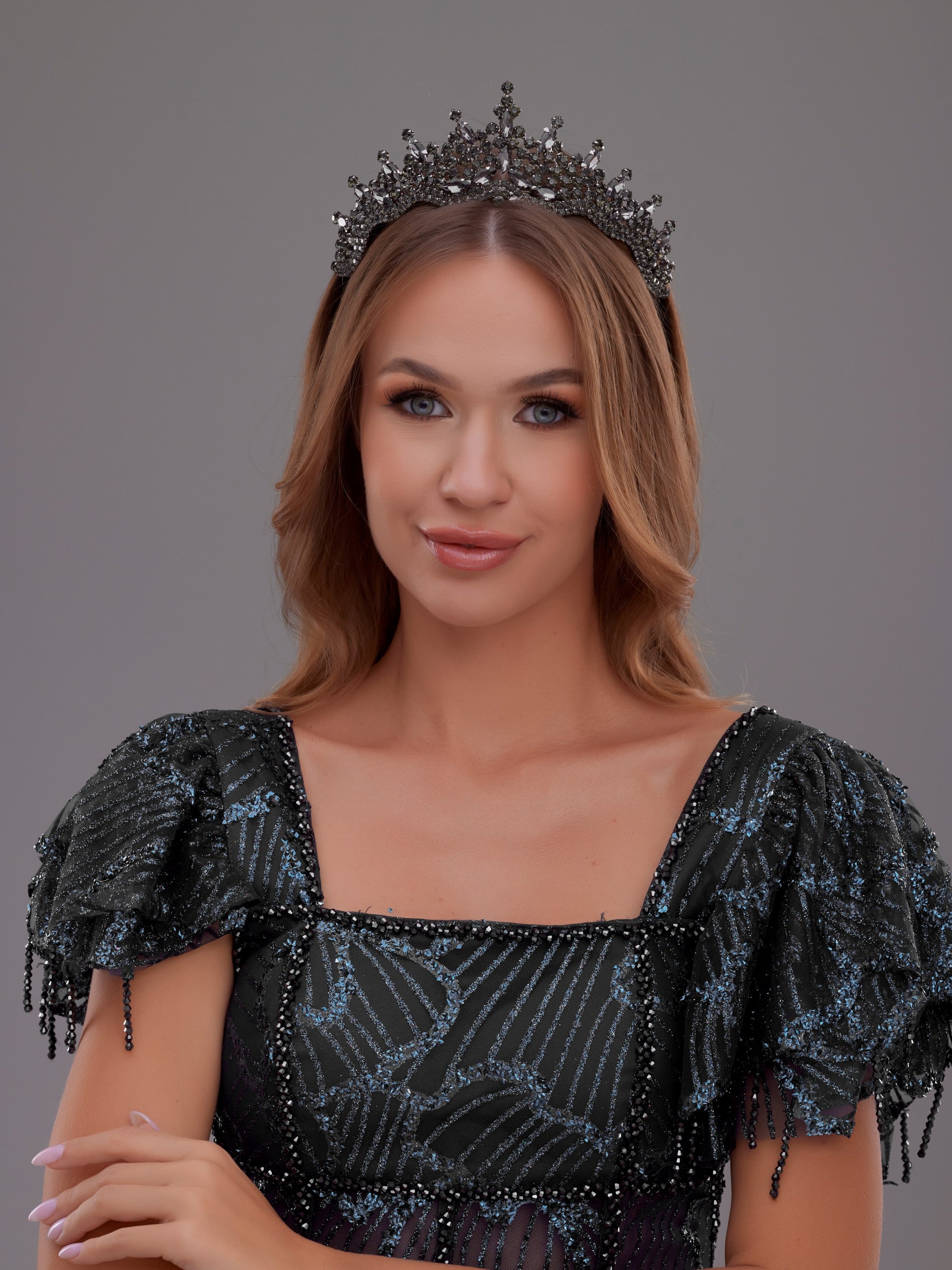 Crystal Princess Crown – Sparkling Stone Crown | Special Day and Invitation Accessory